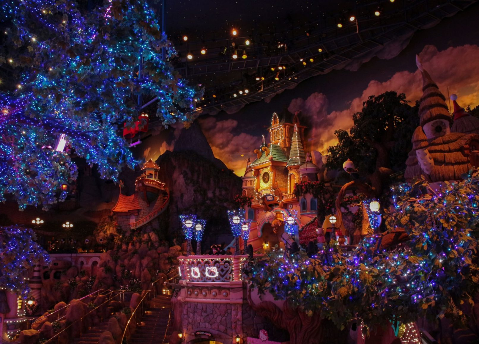 Puroland by Night